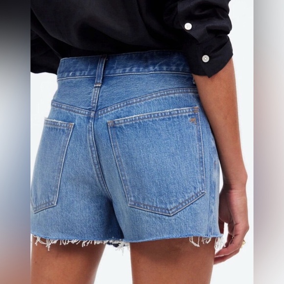 NEW! Madewell Relaxed Mid-Length Denim Shorts Button Fly Blue SZ 25 - Picture 3 of 14